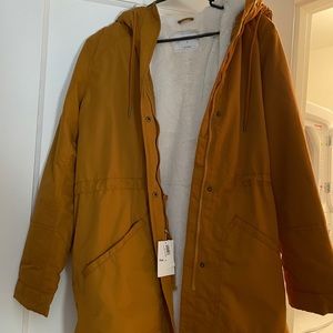 Mustard Old Navy Faux Fur Winter Coat